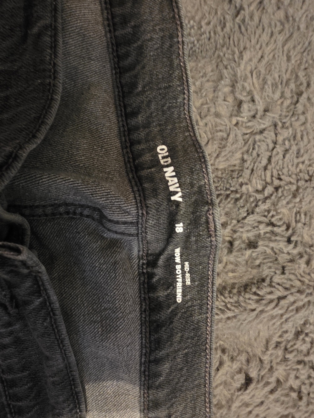 Old Navy Womens’s Black Relaxed Boyfriend Jeans